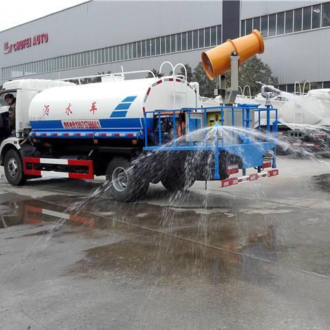 洒水车