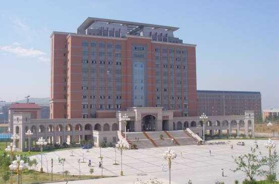 渤海大学图书馆