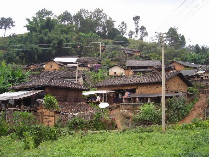 新龙城村