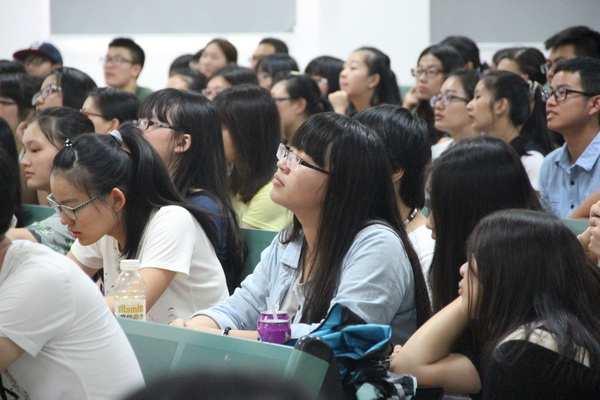 北京师范大学珠海分校国际商学部