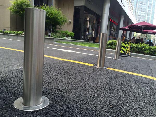 自动路桩