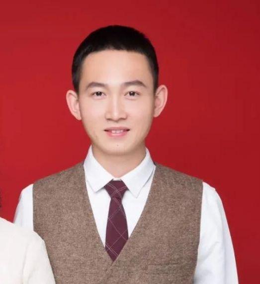 李梦鸽