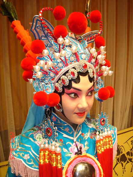 闫虹羽