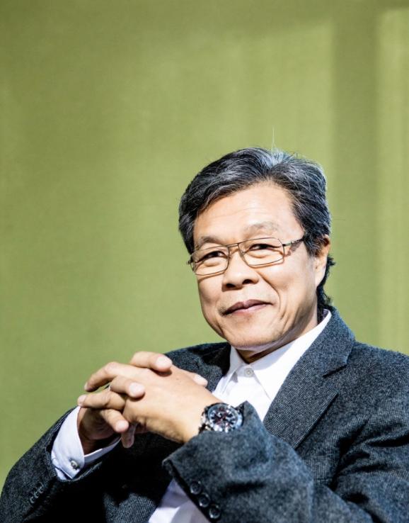 杨烈