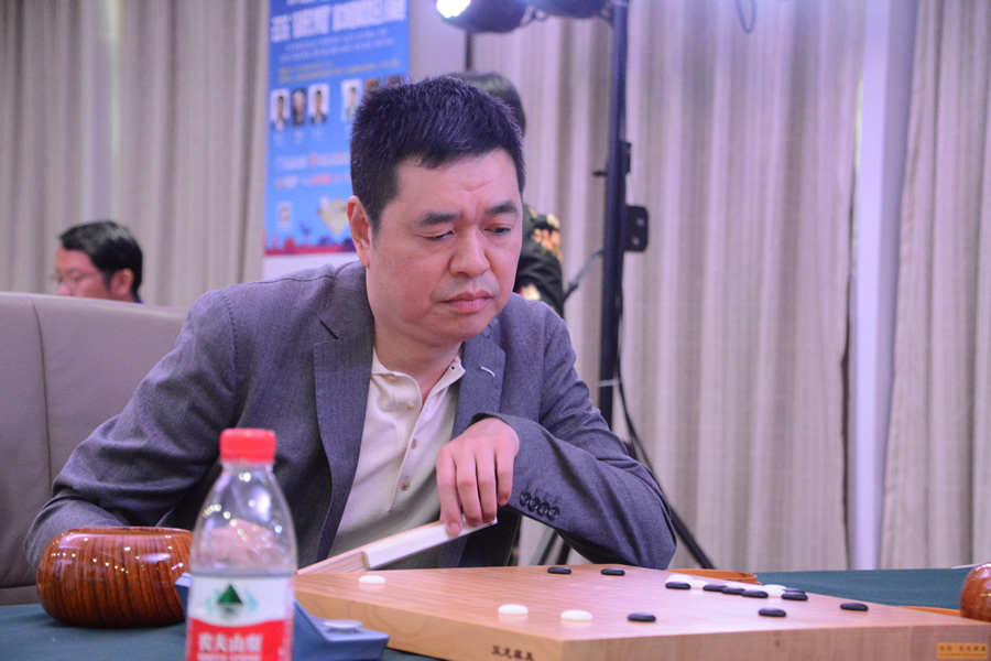 马晓春
