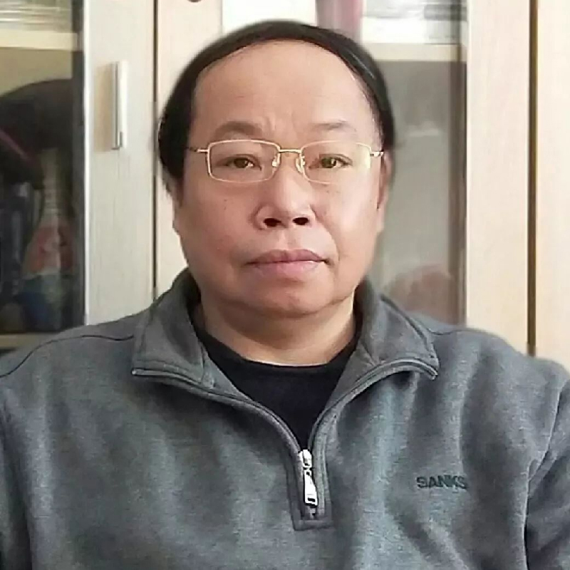 李立群