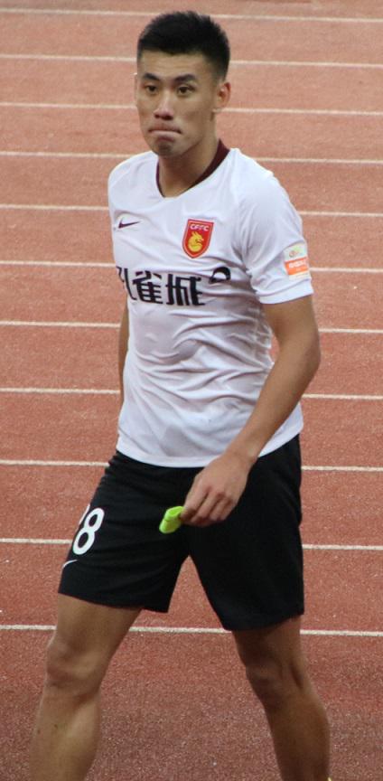 张呈栋