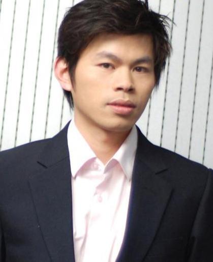 郁小刚